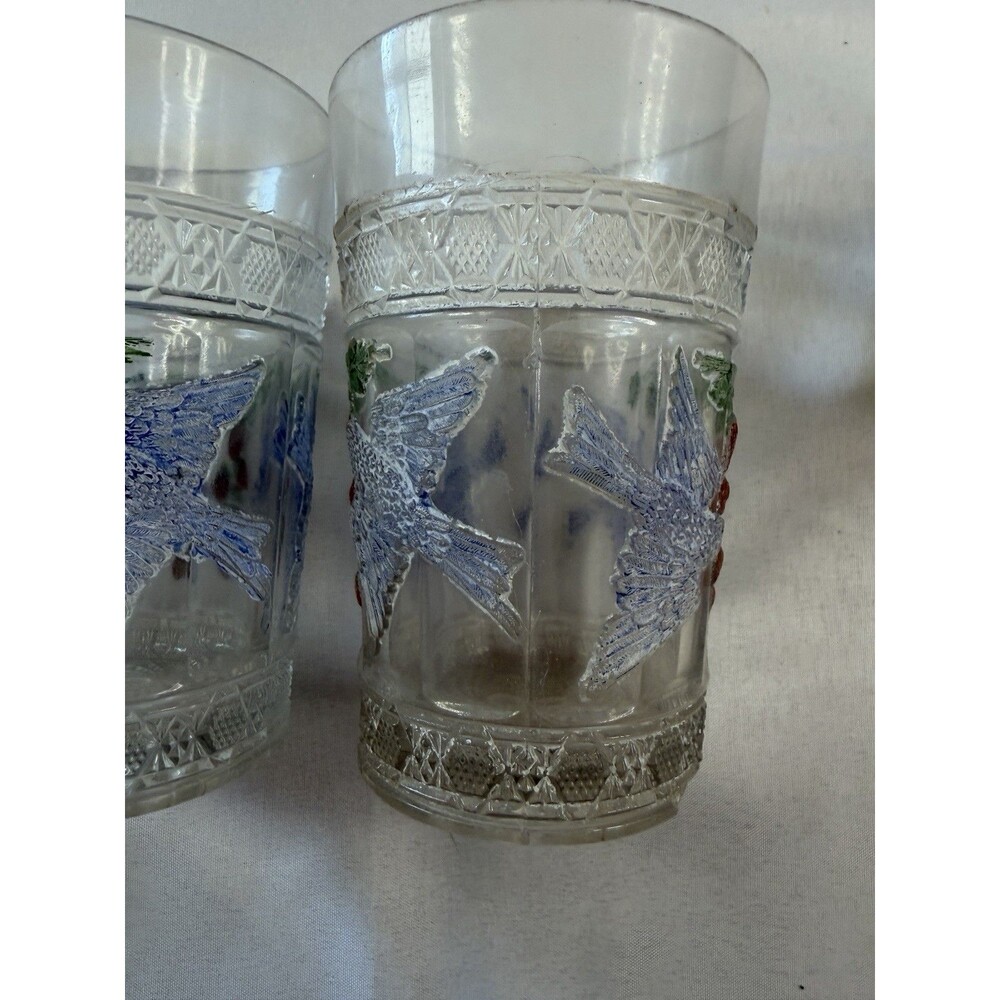 Early 1900 Indiana Glass Co. Bird And Strawberry Antique Cups - Picture 2 of 8